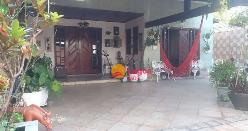 Casa com 6 dormitórios à venda, 410 m² por R$ 1.000.000,00 - Itaipu - Niterói/RJ
