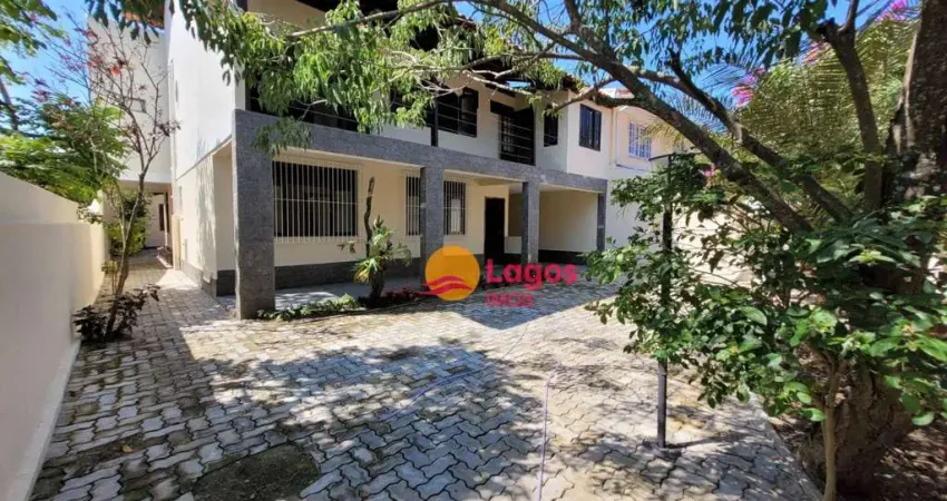 Casa com 7 dormitórios à venda, 340 m² por R$ 885.000,00 - Itaipu - Niterói/RJ