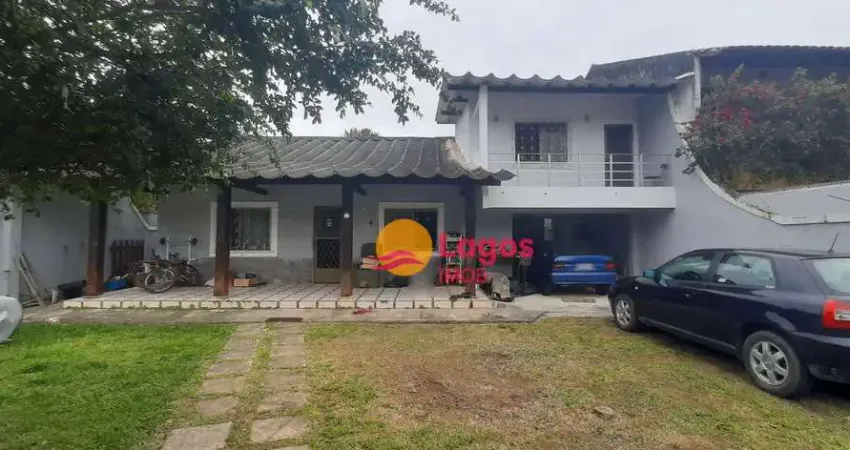 Casa com 4 dormitórios à venda, 272 m² por R$ 650.000,00 - Serra Grande - Niterói/RJ