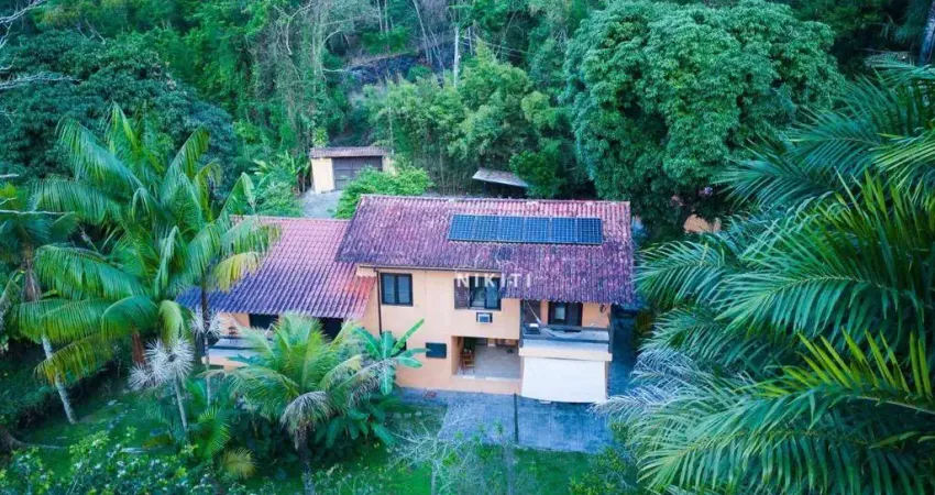 Casa com 4 dormitórios à venda, 188 m² por R$ 885.800,00 - Vila Progresso - Niterói/RJ