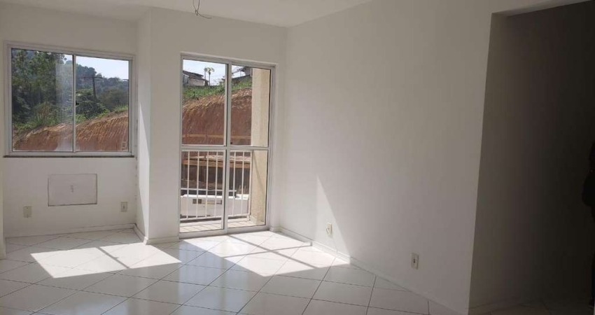 Apartamento com 2 dormitórios à venda, 62 m² por R$ 206.000,00 - Santa Bárbara - Niterói/RJ