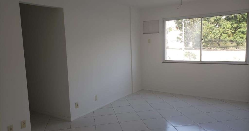 Apartamento com 2 dormitórios à venda, 56 m² por R$ 218.000,00 - Santa Bárbara - Niterói/RJ