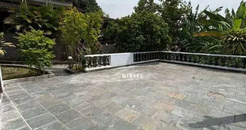 Casa com 3 dormitórios à venda, 400 m² por R$ 1.100.000,00 - Maria Paula - Niterói/RJ