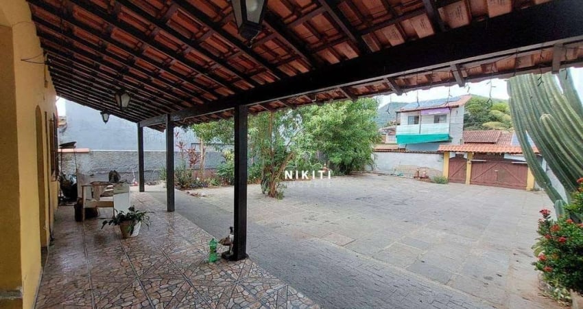 Casa com 3 dormitórios para alugar, 147 m² por R$ 2.700/mês - Flamengo - Maricá/RJ