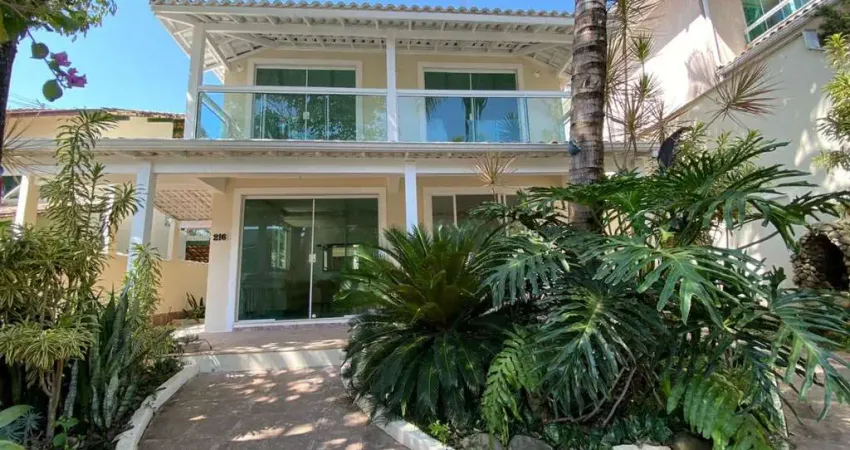 Casa com 5 dormitórios para alugar, 261 m² por R$ 6.230,00/mês - Sao José  do Imbassai  - Maricá/RJ