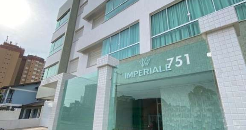 LINDO APARTAMENTO COM EXCELENTE PRADÃO CONSTRUTIVO NO CENTRO DE TRAMANDAÍ