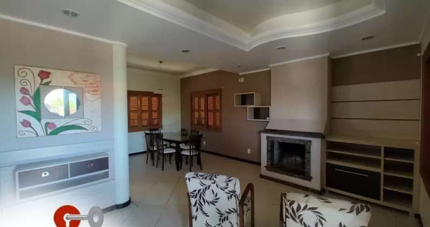 EXCELENTE CASA NO CENTRO DE TRAMANDAÍ
