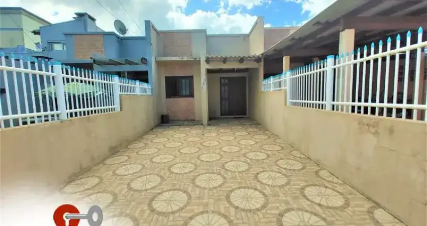 CASA COM 2 DORMITÓRIOS EM IMBÉ