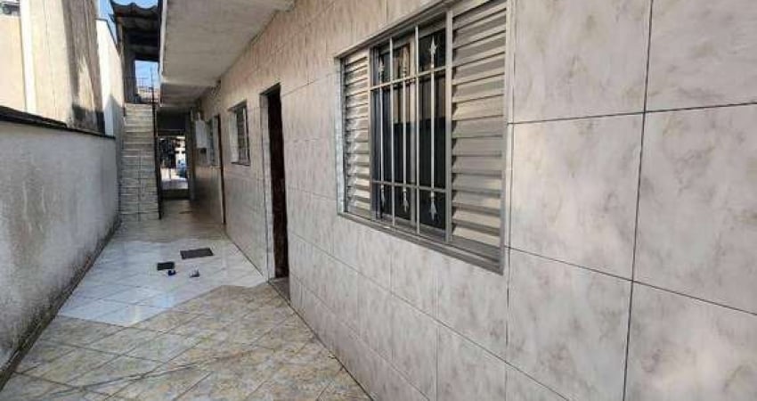 Casa com 2 dormitórios para alugar, 150 m² por R$ 1.868,76/mês - Vila Élida - Diadema/SP