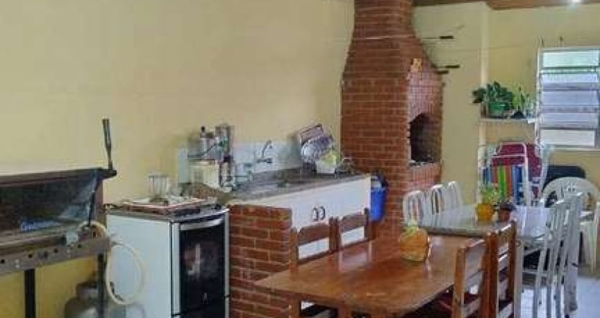 Sobrado com 3 dormitórios à venda, 200 m² por R$ 580.000 - Vila Assis Brasil - Mauá/SP