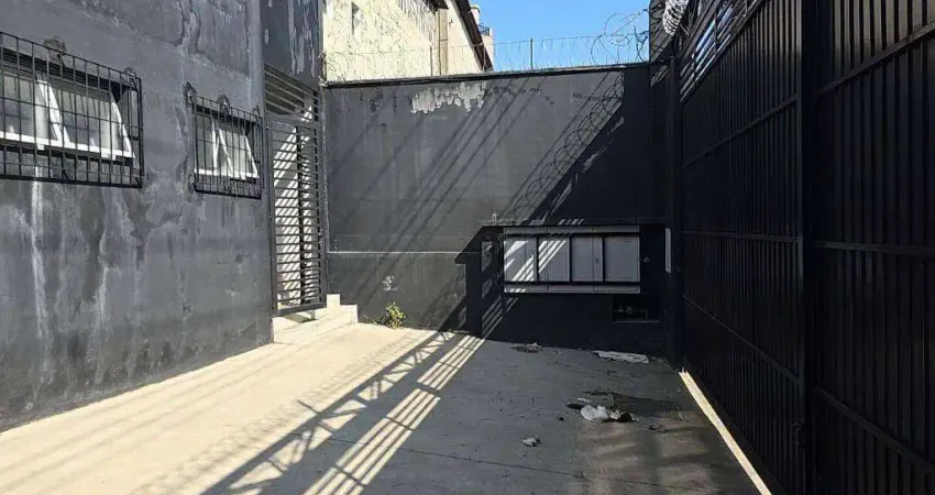 Galpão para alugar, 230 m² por R$ 7.098/mês - Jardim Canhema - Diadema/SP