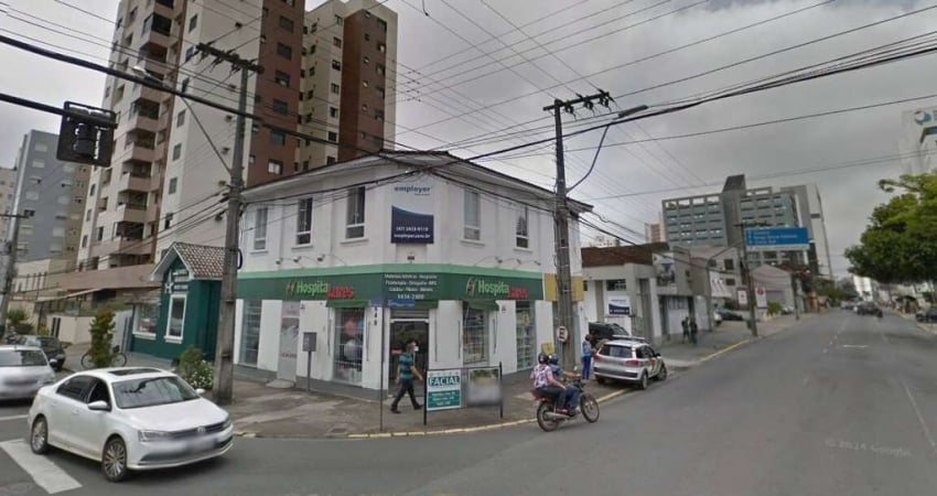 Sala comercial com 3 salas para alugar na Rua Lages, 649, Centro, Joinville