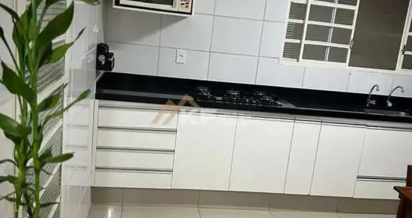 Casa com Suíte e Área Gourmet Jardim Castelo Branco - Ribeirão Preto / SP