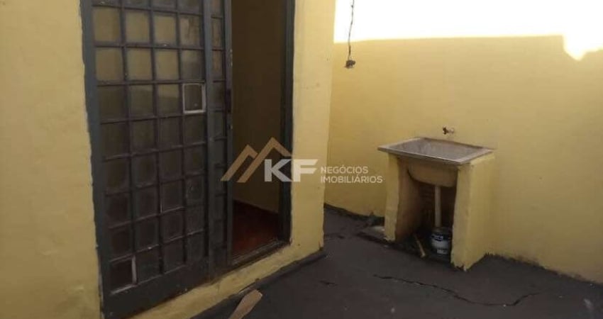 Casa com quintal à Venda em Jardinópolis- SP