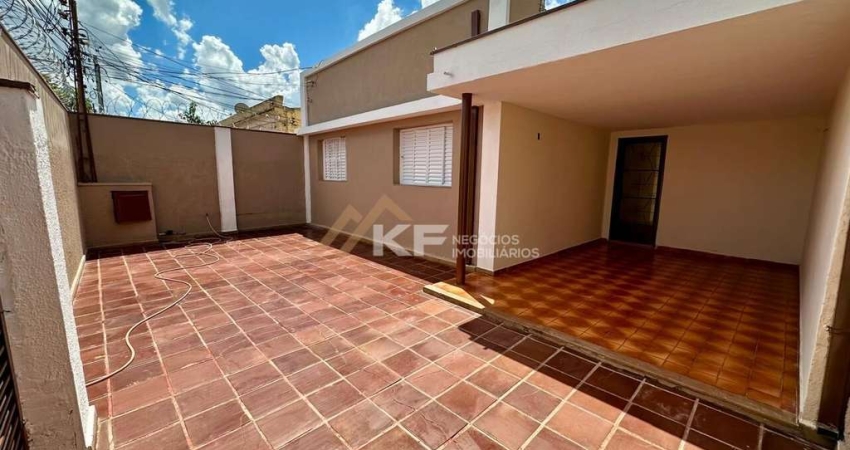 Casa à Venda nos Campos Elíseos - Ribeirão Preto / SP