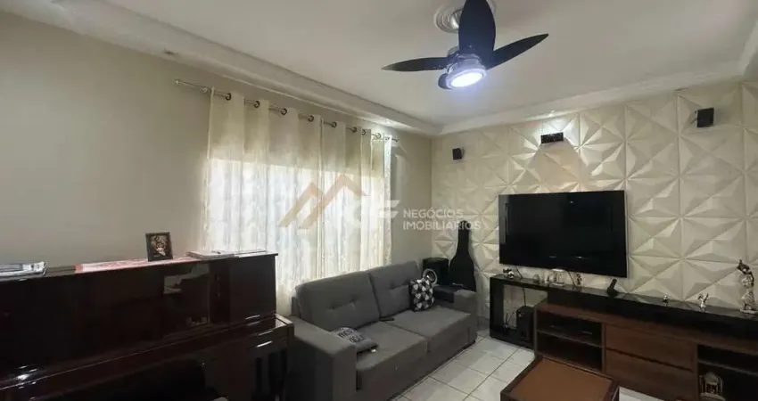 Casa a Venda com 4 Quartos e 2 Vagas de Garagem - Alexandre Balbo- Ribeirão Preto-SP