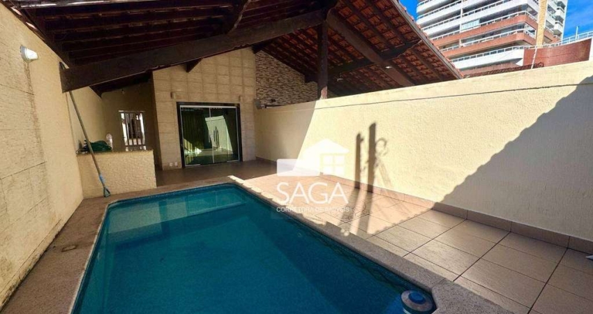 Casa com 3 dormitórios à venda, 112 m² por R$ 750.000,00 - Vila Guilhermina - Praia Grande/SP