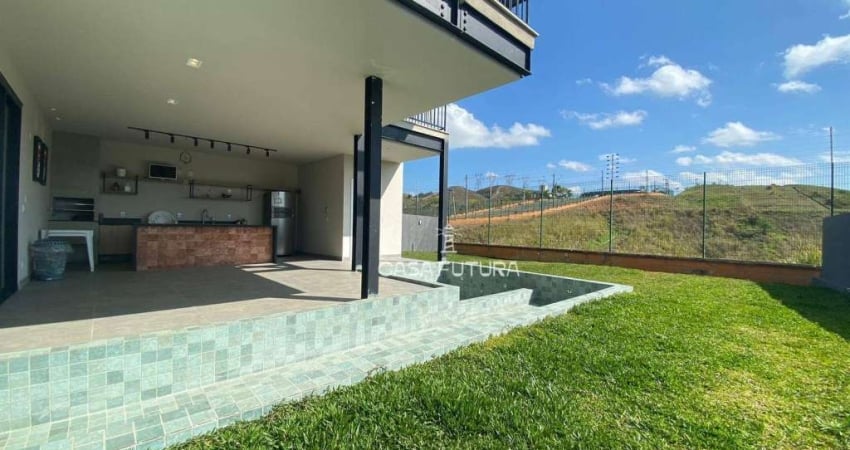 Casa com 4 dormitórios à venda, 400 m² por R$ 2.650.000,00 - Alphaville - Volta Redonda/RJ