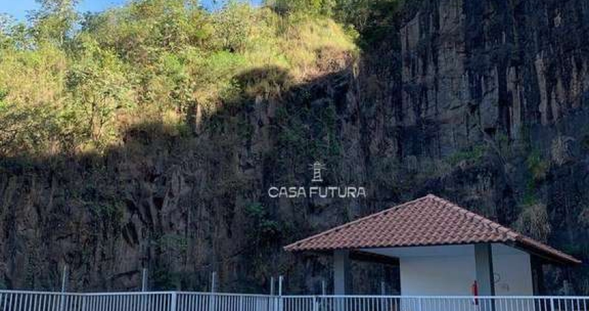 Apartamento com 2 dormitórios à venda, 45 m² por R$ 210.000,00 - Retiro - Volta Redonda/RJ
