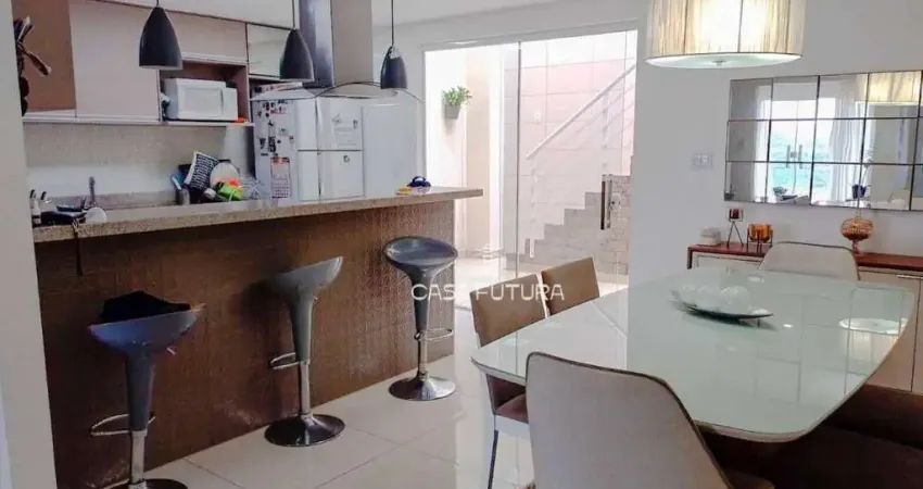 Casa com 4 dormitórios à venda, 250 m² por R$ 780.000,00 - Jardim Suíça - Volta Redonda/RJ
