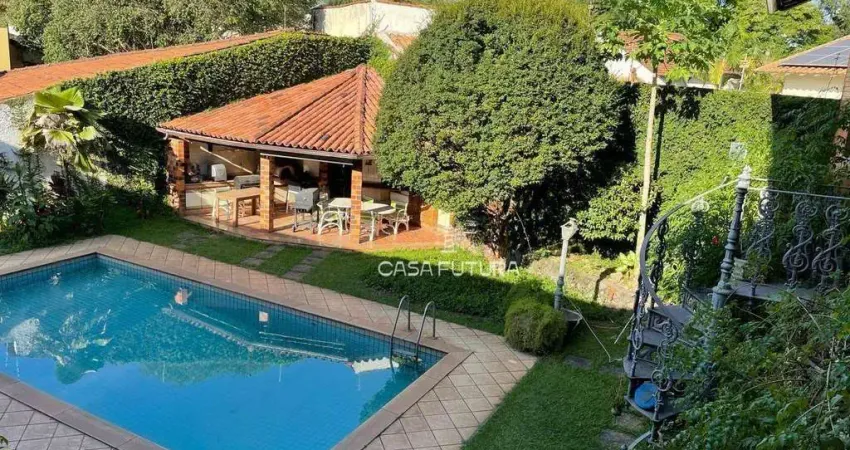 Casa com 5 dormitórios à venda, 592 m² por R$ 3.500.000,00 - Laranjal - Volta Redonda/RJ