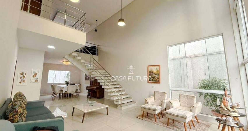Casa com 3 dormitórios à venda, 302 m² por R$ 1.800.000,00 - Mirante do Vale - Volta Redonda/RJ