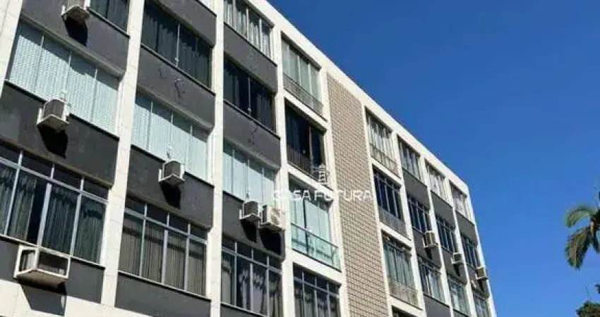 Apartamento com 3 dormitórios à venda, 1971 m² por r$ 700.000,00 - vila santa cecília - volta redonda/rj