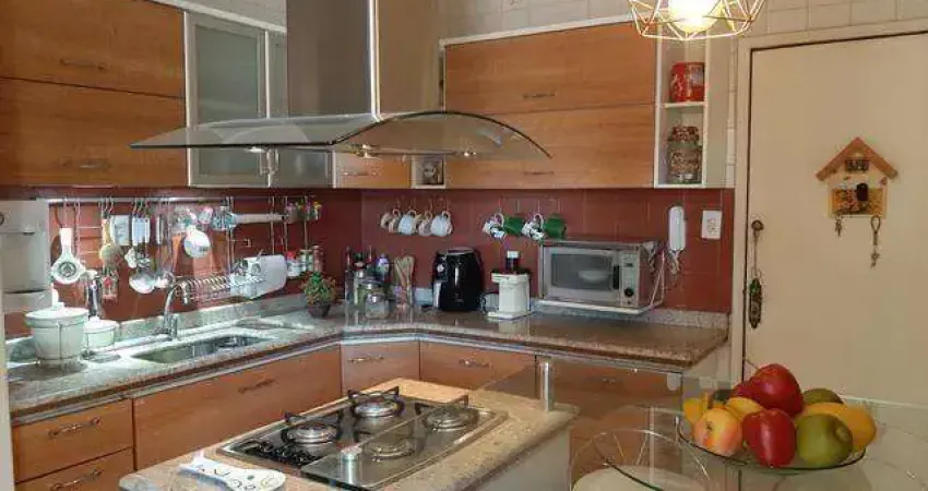 Apartamento com 3 dormitórios à venda, 108 m² por R$ 380.000,00 - Aterrado - Volta Redonda/RJ