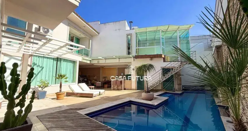Casa com 4 dormitórios à venda, 393 m² por R$ 3.100.000,00 - Jardim Normandia - Volta Redonda/RJ
