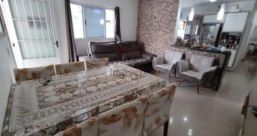 Casa com 3 dorms, Centro, Bertioga - R$ 620 mil, Cod: 949