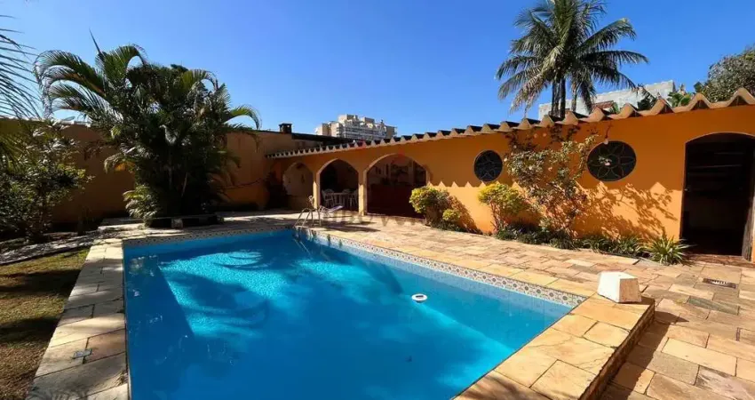 Casa com 5 quartos à venda no Centro, Bertioga 
