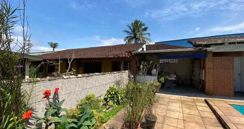 Casa com 6 quartos à venda no Centro, Bertioga 