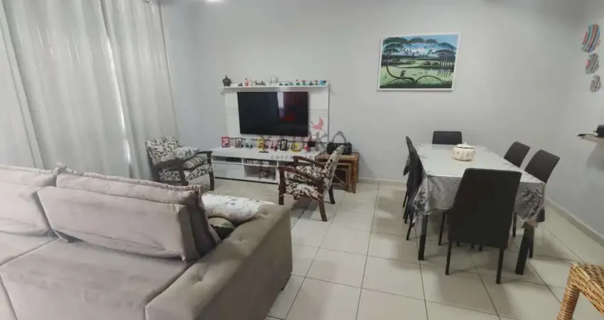 Casa em Világio com 03 dormitórios 01 suíte e 02 vagas.