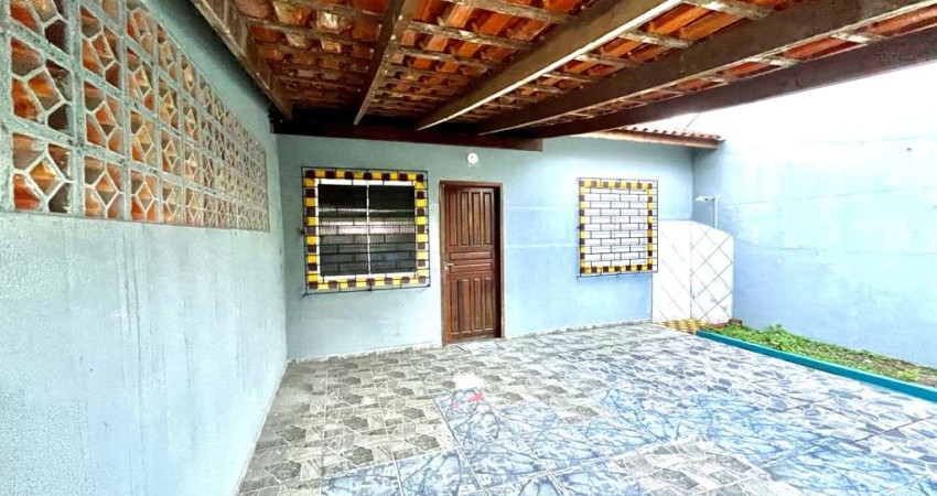 Casa para Venda em Pontal do Paraná, Santa Terezinha, 2 dormitórios, 1 banheiro, 1 vaga