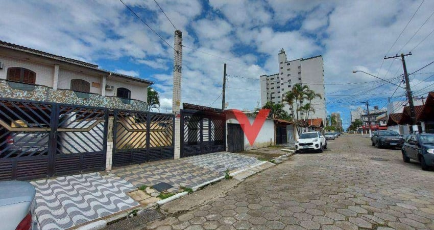 Sobrado com 2 dormitórios para alugar, 65 m² por R$ 1.900,01/mês - Vila Assunção - Praia Grande/SP