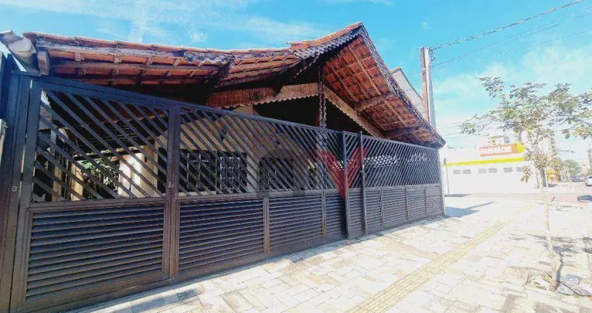 Casa com 3 dormitórios para alugar, 90 m² por R$ 2.420,65/mês - Tupi - Praia Grande/SP