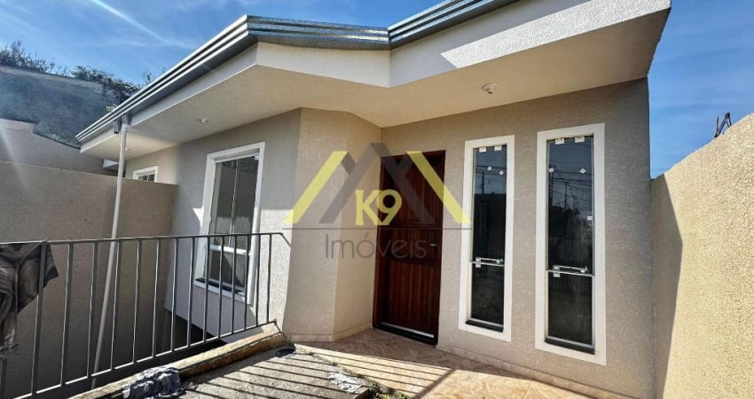 CASAS COM SUÍTE E VAGAS COBERTAS NO JD MONZA EM COLOMBO