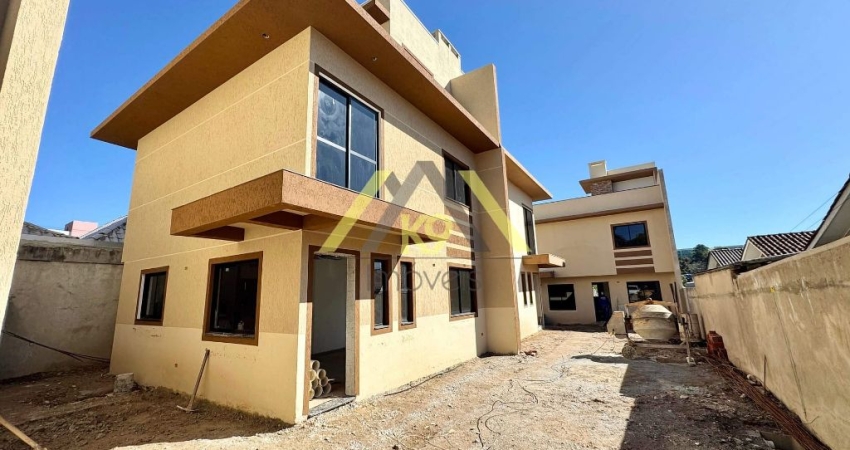 TRIPLEX COM SUÍTE TERRAÇO NO SANTA CÂNDIDA EM CURITIBA