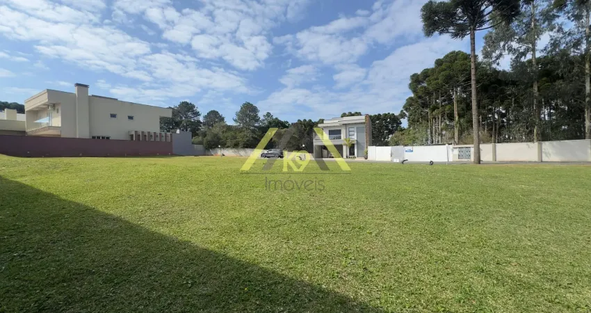 Lotes medindo 300m² a 310m² de área útil em condomínio fechado na colônia faria em colombo