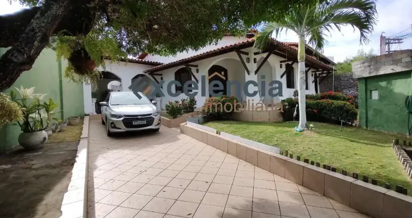 Casa duplex com 3 quartos, 396m2 de terreno, no STIEP!