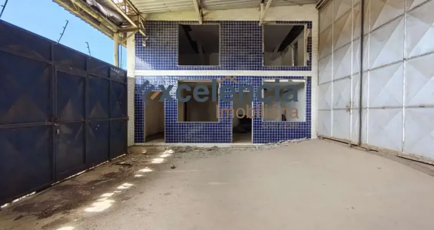 Três galpões com 1.000m2 cada, terreno com 3.000m2, no Jardim Limoeiro!