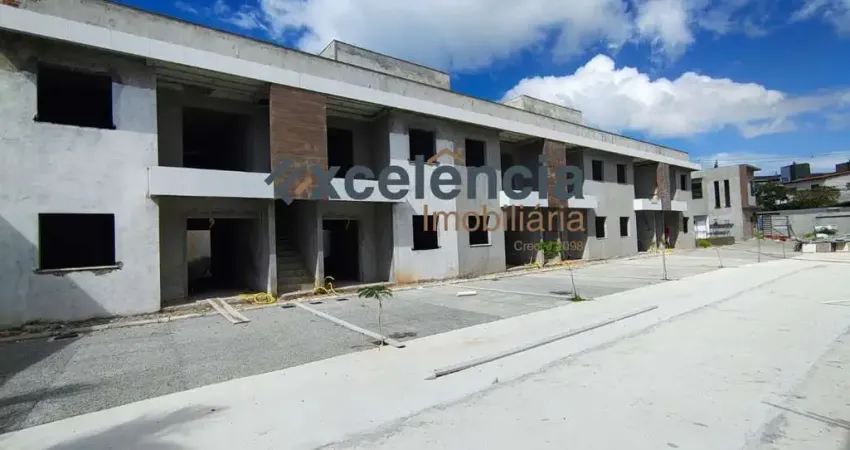 Village térreo com 2 quartos, 66m2, em Pitangueiras!