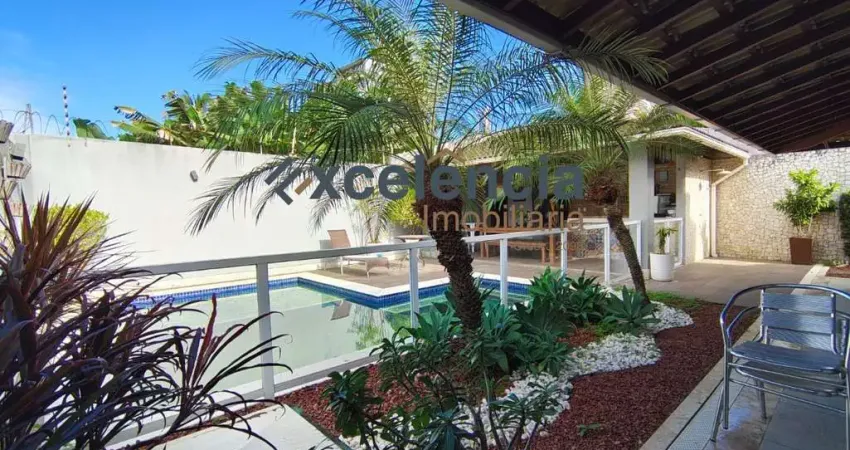 Casa duplex com 4 quartos, 419m2 de terreno, em Piatã!