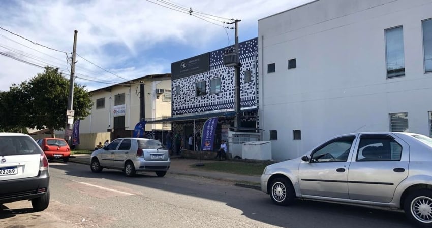 Ótima Oportunidade Comercial no Sítio Cercado!