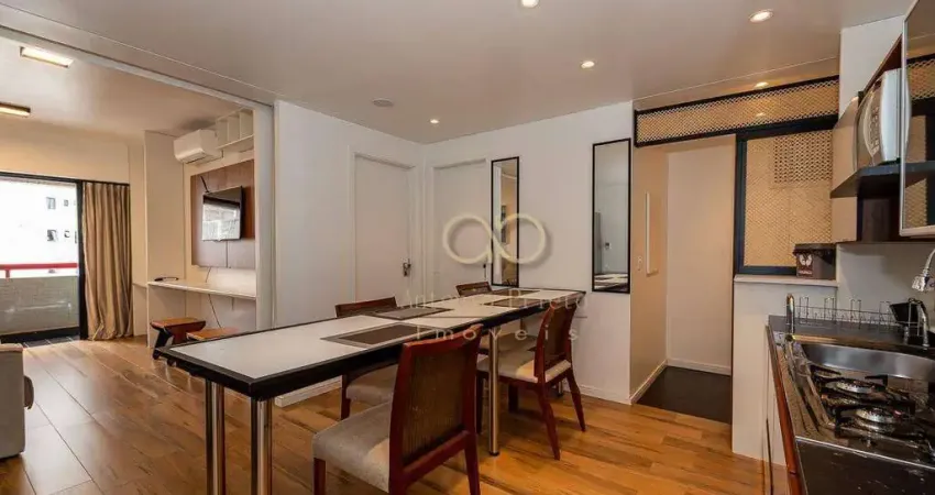 Flat Mobiliado, 1 dormitório, 54 m² privativos, 75m² total, à venda por R$ 595.000 - Centro - Curitiba/PR