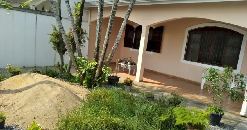 CASA RESIDENCIAL  ÓTIMA LOCALIZAÇÂO