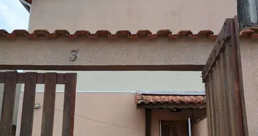 Casa com 2 quartos à venda na Vila Loty, Itanhaém 
