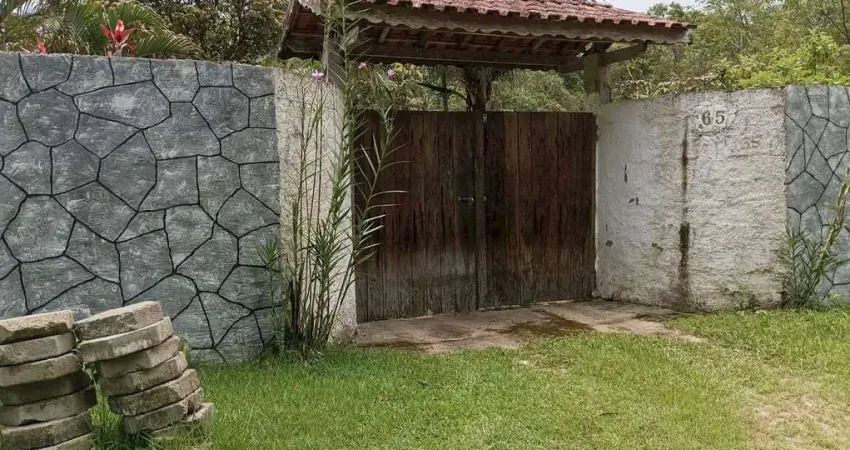 Casa Residencial - Ótima Localização