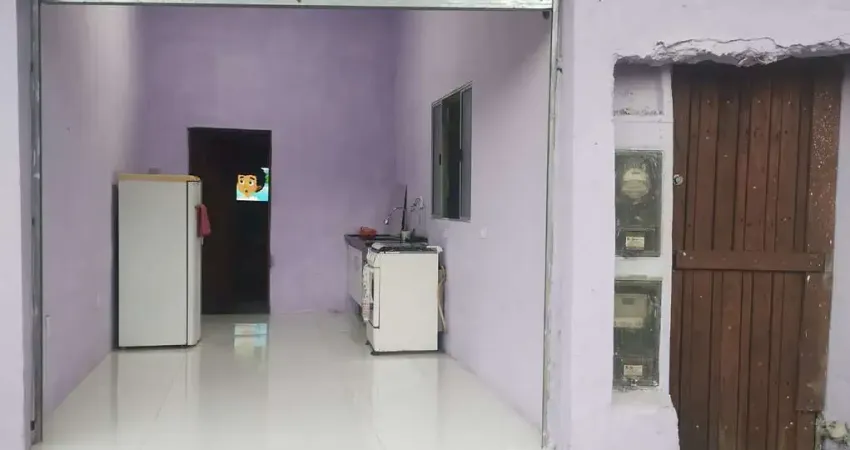 Casa Residencial e Salão Comercial - Ótima Localização