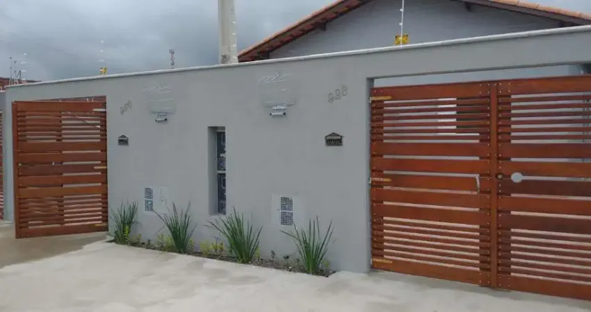 Casa com 2 quartos à venda no Jardim Regina, Itanhaém 